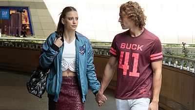 Medcezir’de Bu Akşam: Mira ve Orkun El Ele! haber görseli