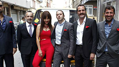 Çakallarla Dans 3: Sıfır Sıkıntı İlk Fragmanıyla Karşımızda haber görseli