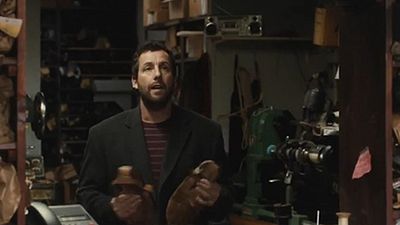 Adam Sandler Kunduracılığa Soyundu! haber görseli