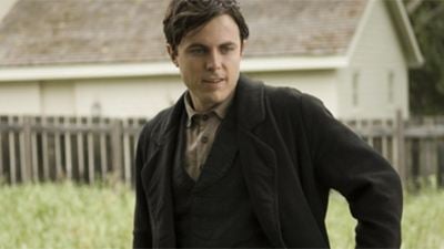 Casey Affleck, Matt Damon'ı Alt Etti!