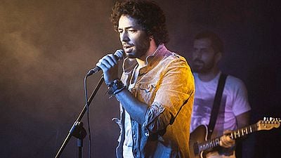 Mert Fırat Artık Bir Rock Star! haber görseli