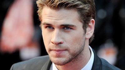 Liam Hemsworth Uzaylıların Peşinde!