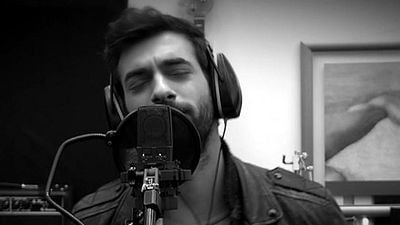 Poyraz Karayel Oyuncularından Tohum Otizm Vafkı'na Destek haber görseli