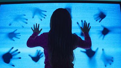 Poltergeist: Kötü Ruh Yeni Afişi ile Heyacanı Yükseltti! haber görseli