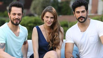 Burak Özçivit ve Murat Boz Aynı Filmde! haber görseli