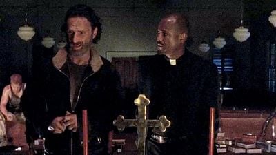 The Walking Dead'in 5. Sezonundan Silinen Bir Sahne Daha Geldi! haber görseli