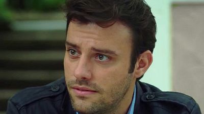 Kiralık Aşk'ın Sinan'ı Salih Bademci Evlendi! haber görseli