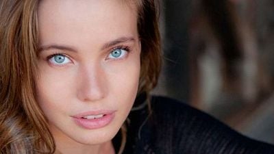 DC’s Legends Of Tomorrow’a Mr. Robot’tan Transfer haber görseli