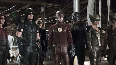 Flash/Arrow Buluşmasından Görsel Geldi!
 haber görseli
