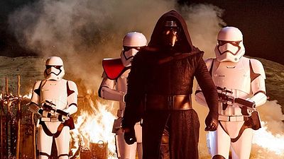 Yıldız Savaşları'nın 7. Filmi Star Wars: Güç Uyanıyor Nihayet Seyircileriyle Buluşuyor! haber görseli