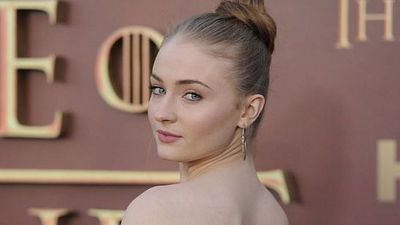 Yeni Sezonda Sansa Stark’ın Kaderi Ne Olacak?
 haber görseli