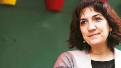 Atv Füsun Demirel'in Dizisi Aile İşi'ni Yayından Kaldırdı mı? haber görseli