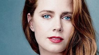 Amy Adams’lı Sharp Objects Kanalını Buldu haber görseli