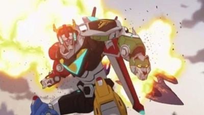 Voltron: Legendary Defender’dan Taze Video!