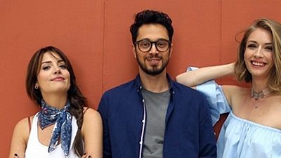 Romantik Komedi "Dönerse Senindir" Geliyor! haber görseli