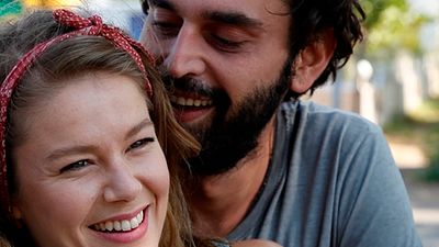 Çok Uzak Fazla Yakın'dan İlk Teaser Burada! haber görseli