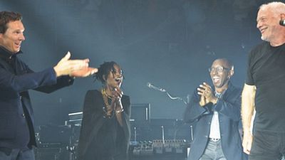 Benedict Cumberbatch'den "Comfortably Numb" Performansı! haber görseli