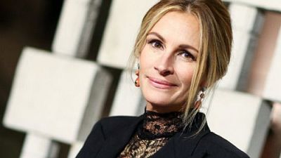 Ve Julia Roberts da Televizyona Transfer Oldu! haber görseli