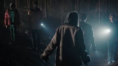 Yeni Dizi Dark'tan İlk Teaser haber görseli