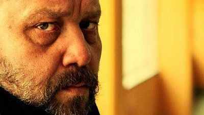 Ahmet Mümtaz Taylan'ın Set Kazası Talihsizliği haber görseli