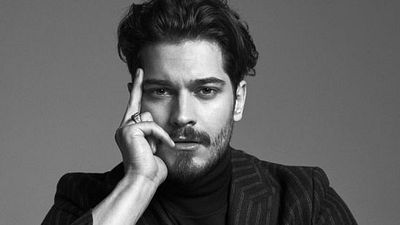 Netflix’in İlk Türkçe Dizisinde Çağatay Ulusoy Mu Yer Alacak? haber görseli
