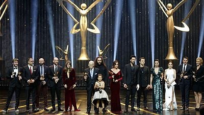 44. Pantene Altın Kelebek Ödülleri Kimlere Gitti? haber görseli