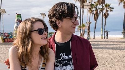 Judd Apatow İmzalı 'Love' Final Yapıyor haber görseli