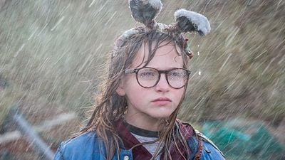 "Dev Avcısı"nın Posterinde Fantastik Bir Macera Var! haber görseli