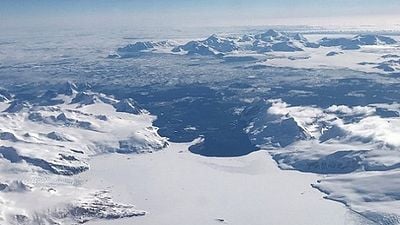 Antarktika’da Geçen Gerilim Dizisi 'Beneath'in Hazırlıkları Başladı haber görseli