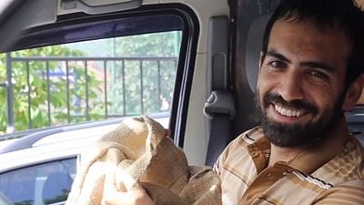 "Mahalle"den Kamera Arkası Videosu Geldi! haber görseli