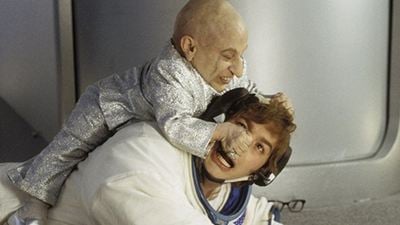 “Avanak Ajan” Filmlerinin Mini-Me’si Verne Troyer Hayatını Kaybetti!