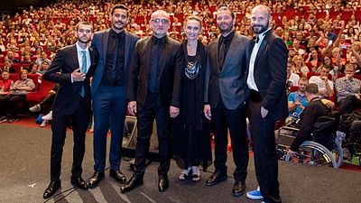 "Kardeşler" Prömiyerini Karlovy Vary'de Yaptı haber görseli