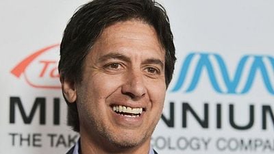 Hugh Jackman’lı “Bad Education”a Ray Romano Dahil Oldu!  haber görseli