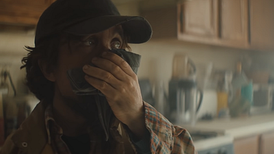 Peter Dinklage’li “I Think We're Alone Now”dan Yeni Teaser Geldi! haber görseli