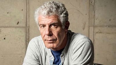 Anthony Bourdain 6 Dalda Emmy Ödülü Kazandı haber görseli