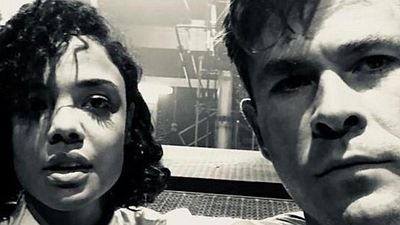 Tessa Thompson ve Chris Hemsworth'lü "Men in Black"ten Yeni Kare Geldi! haber görseli