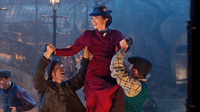 Emily Blunt’lı “Mary Poppins: Sihirli Dadı”dan Yeni Kareler Görücüye Çıktı!