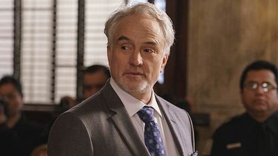 Bradley Whitford’lu Komedi Dizisi Geliyor haber görseli