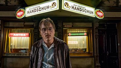 Fatih Akın’ın ‘The Golden Glove’u Berlinale’de Gala Yaptı haber görseli