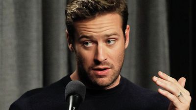 Armie Hammer: "Kimse Beni Batman Rolü İçin Aramadı" haber görseli