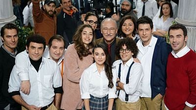 "Hababam Sınıfı Yeniden" İçin Okul Zili Çalıyor! haber görseli