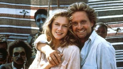 Kathleen Turner & Michael Douglas ‘The Kominsky Method’da Buluşuyor haber görseli
