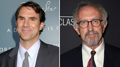 Paul Schneider & Jonathan Pryce ‘Tales From the Loop’ Kadrosunda haber görseli