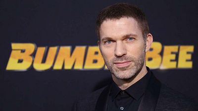 Travis Knight, Bilim Kurgu Uyarlaması "The Six Billion Dollar Man"i Yönetecek haber görseli
