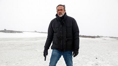 Famke Janssen ve Jeffrey Dean Morgan'lı The Postcard Killings'den İlk Görsel! haber görseli