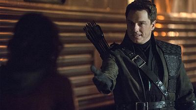 John Barrowman'dan Arrow Paylaşımı Geldi! haber görseli