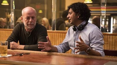 M. Night Shyamalan'ın Gelecek Filmleri "Tuhaf ve Karanlık" Olacak haber görseli