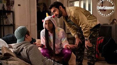 Kumail Nanjiani ve Issa Rae'li "The Lovebirds"ten İlk Kare! haber görseli