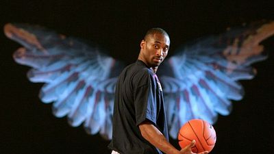 Hollywood Yıldızları Kobe Bryant İçin Yas Tutuyor haber görseli