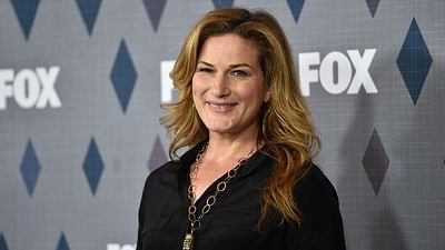 Ana Gasteyer, Justin Spitzer’in NBC Komedisi ‘American Auto’da Rol Alacak haber görseli